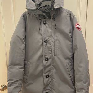 Canada Goose Chateau Slim Fit Down Parka - Men’s Large